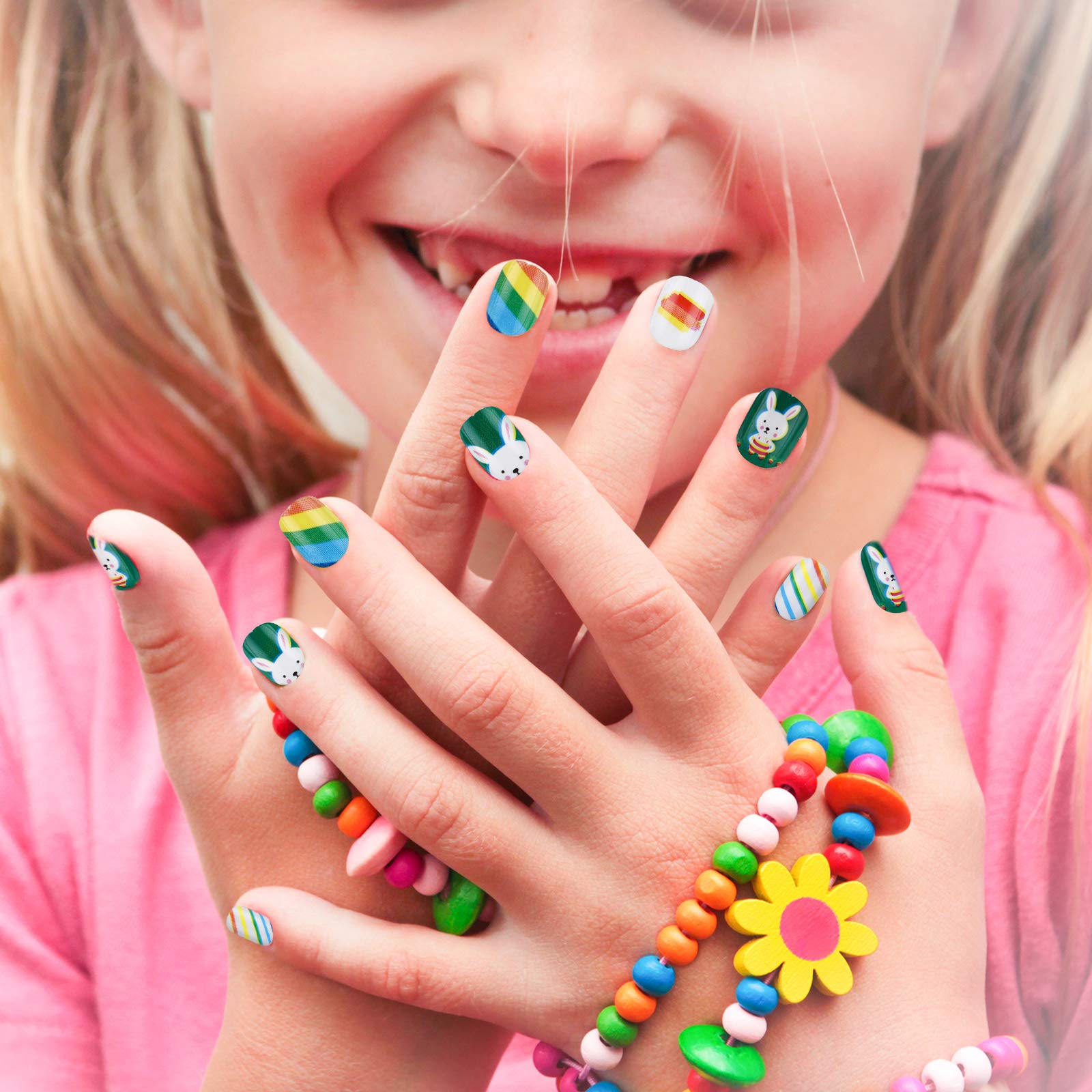 Manicure nail service