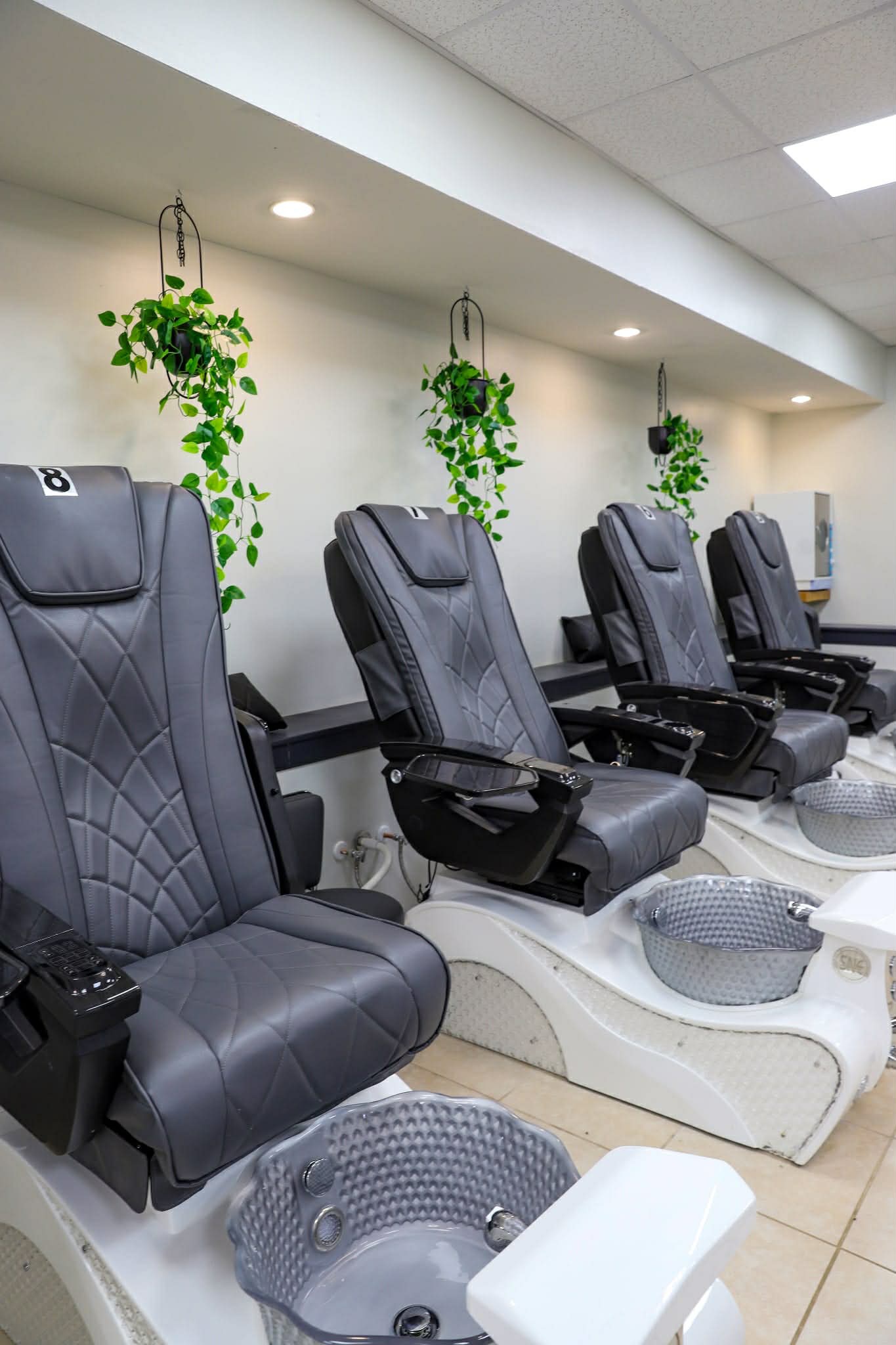 House of Polish nail design